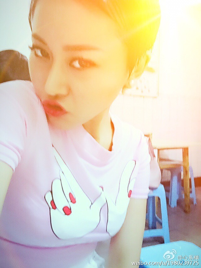 DDY第14期嫩模心系禪BB微博私照全收集